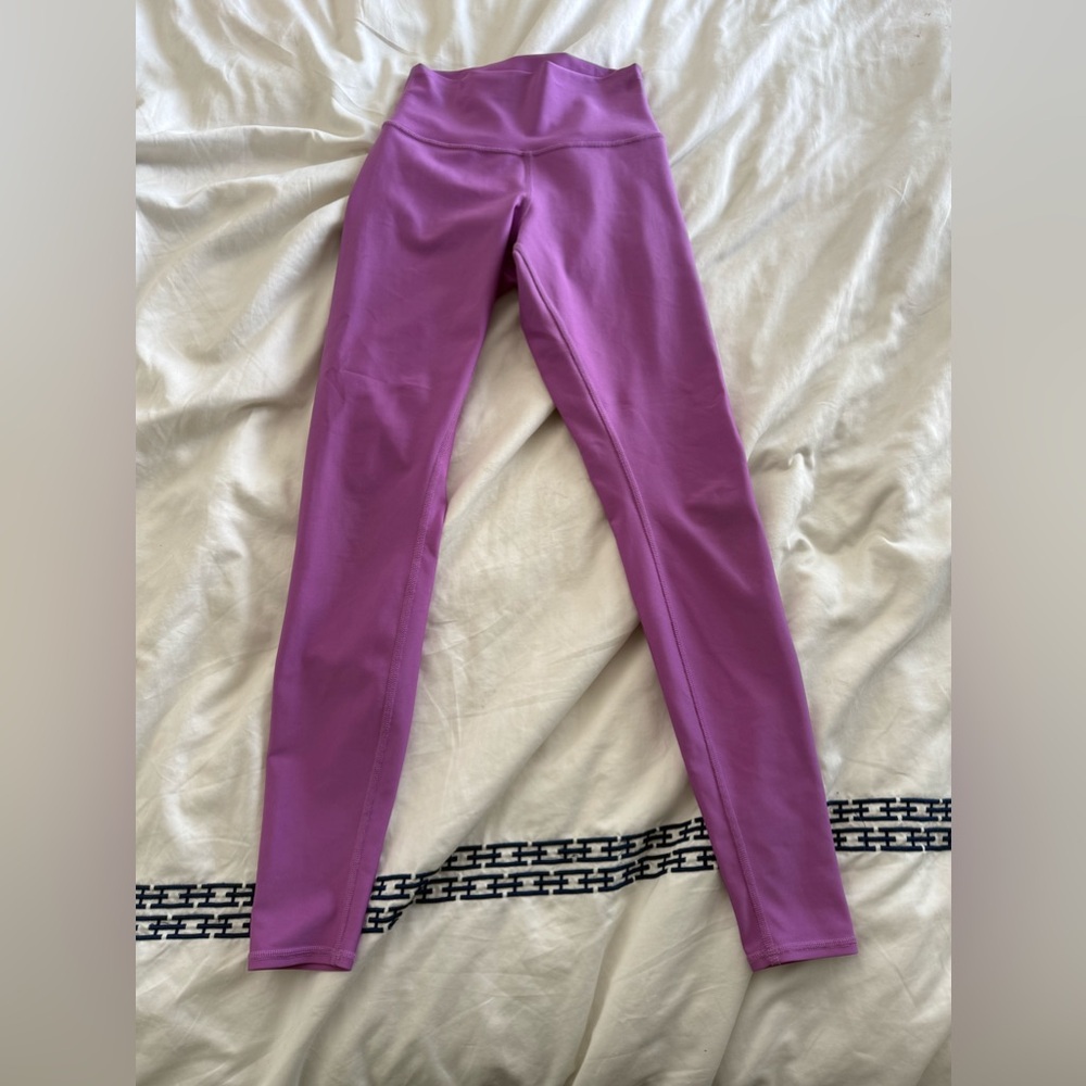 Alo size small airlift high waist leggings purple